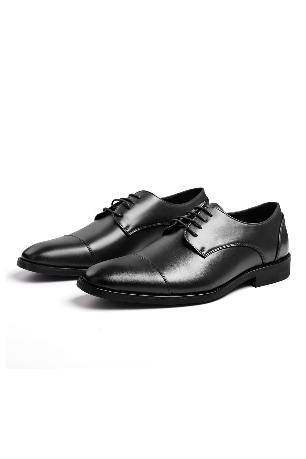 Dress Shoes in PU Leather with Pointed Toe Lace - up