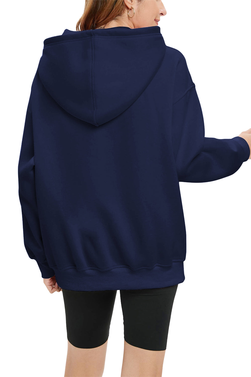 Hooded sweatshirt with a loose and casual design