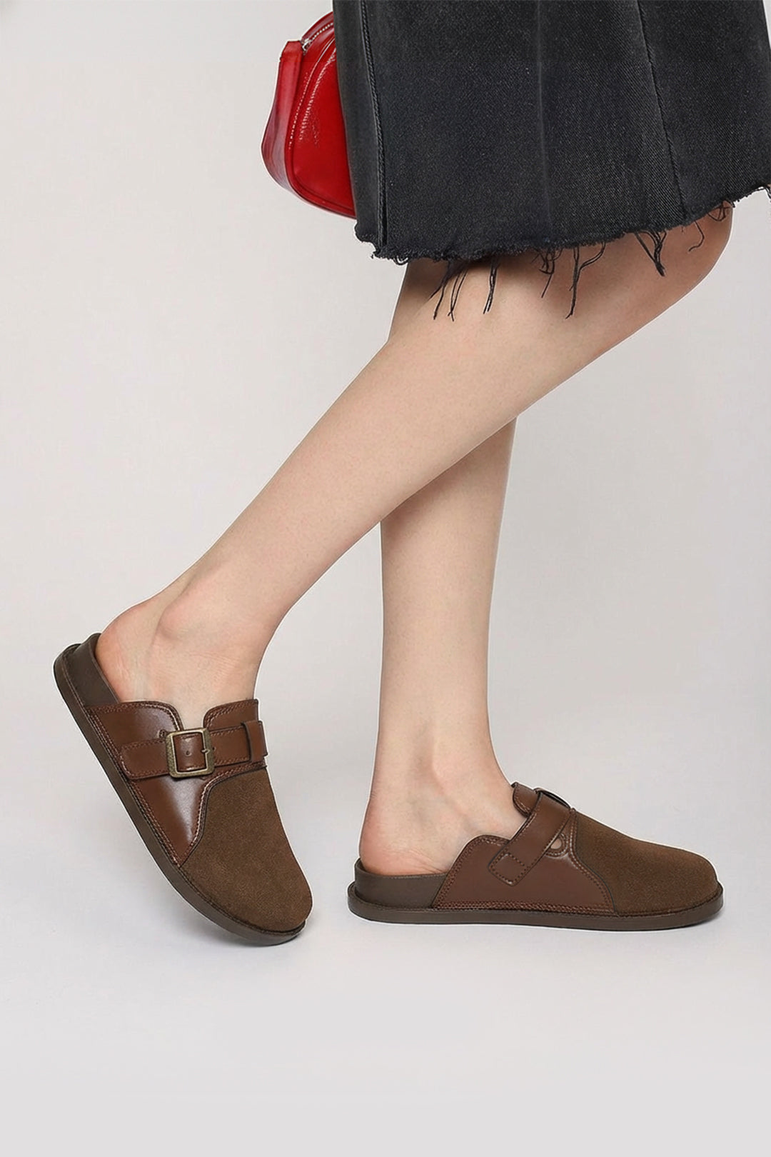 Flat Footbed Closed-Toe Sandals Mules